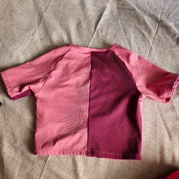 Pink Gymshark Cropped Top Size xs - Picture 6 of 7